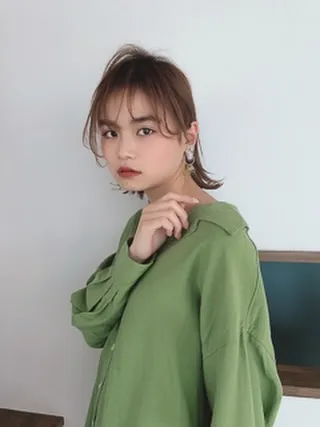 今回はベージュ系カラーの中でも、柔らかさと上品さを兼ね備えた...